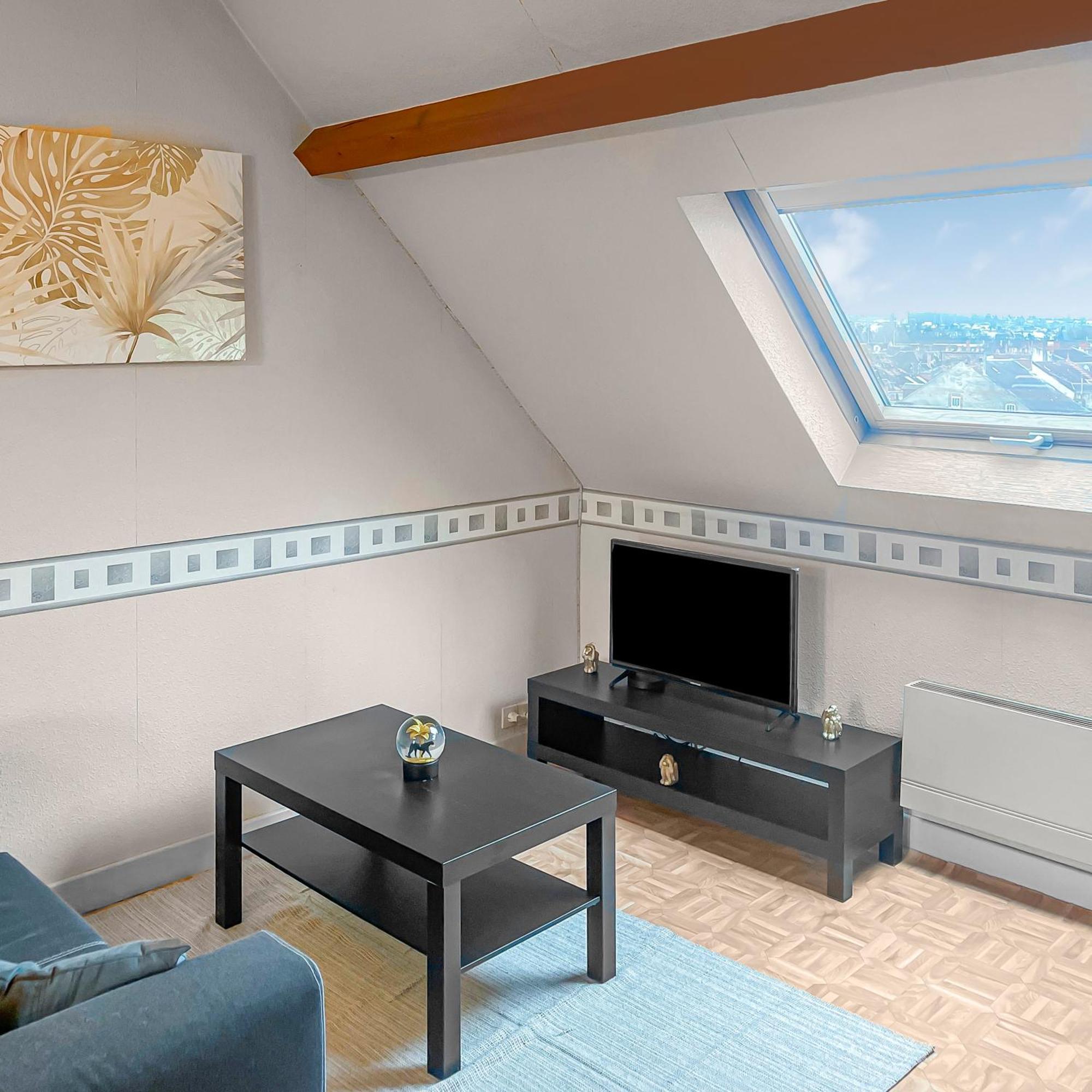Apartmán Pied-A-Terre A Montluçon Exteriér fotografie